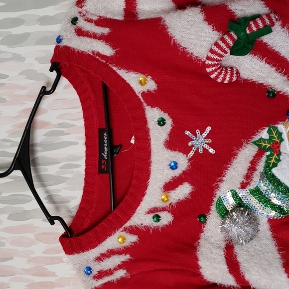 33 Degrees Gingerbread with Peppermint Candy Knit Ugly Christmas Sweater Size XS - Picture 4 of 15